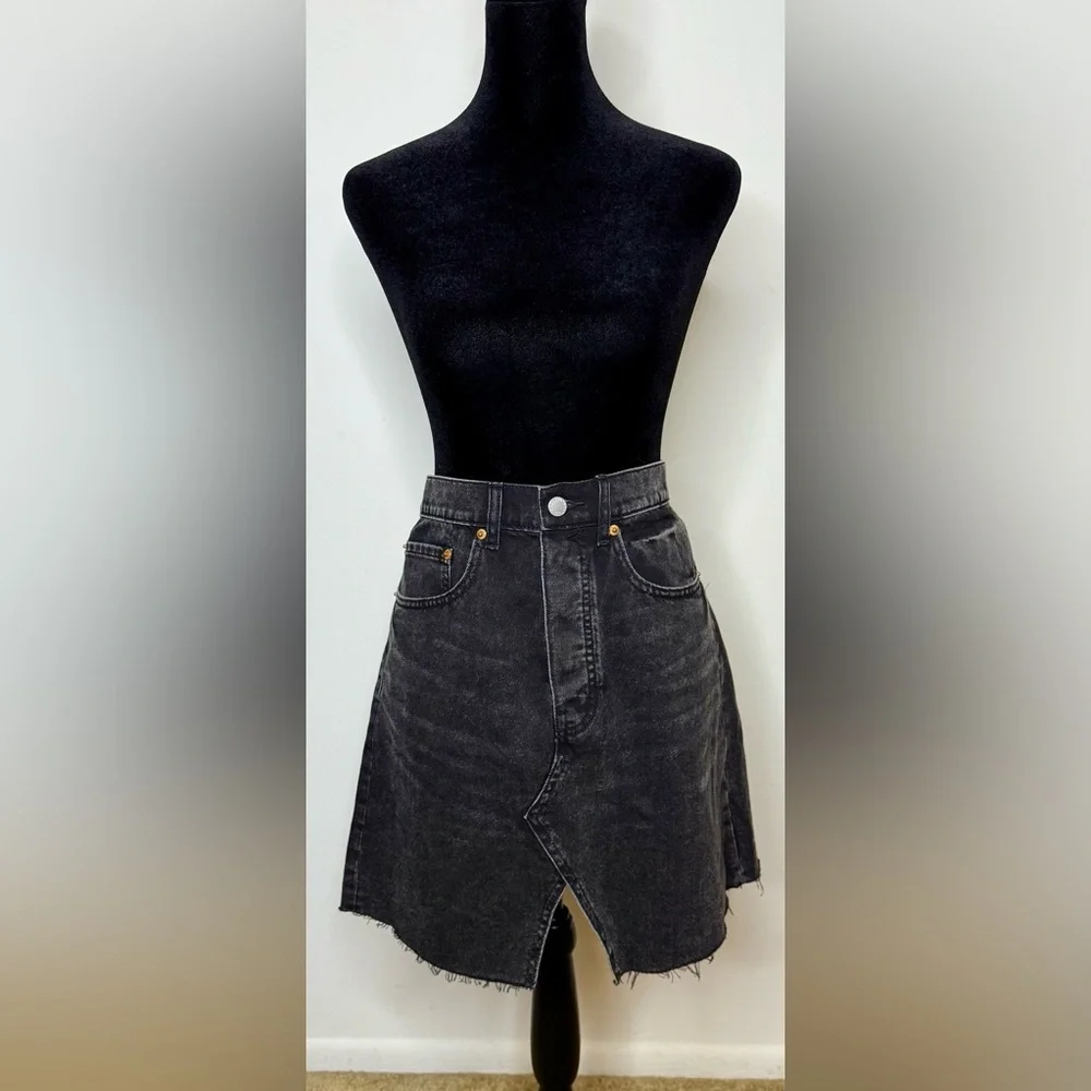 NWT Cheap Monday Organic cotton distressed black denim jean mini skirt Small - Picture 2 of 8